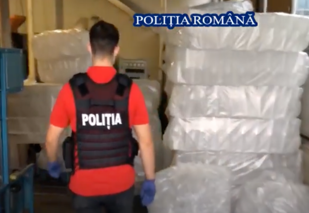 Percheziții. 200.000 de țigarete de contrabandă și suma de 700 de euro, confiscate