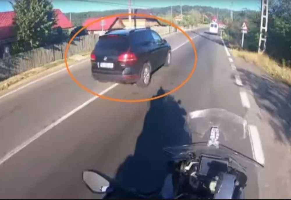 Ministrul Transporturilor Lucian Bode a fost rănit uşor în urma unui accident rutier