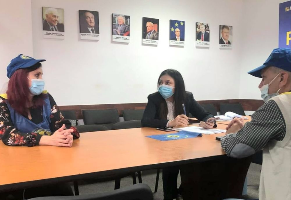 Prima femeie Senator a Vâlcii a început activitatea 