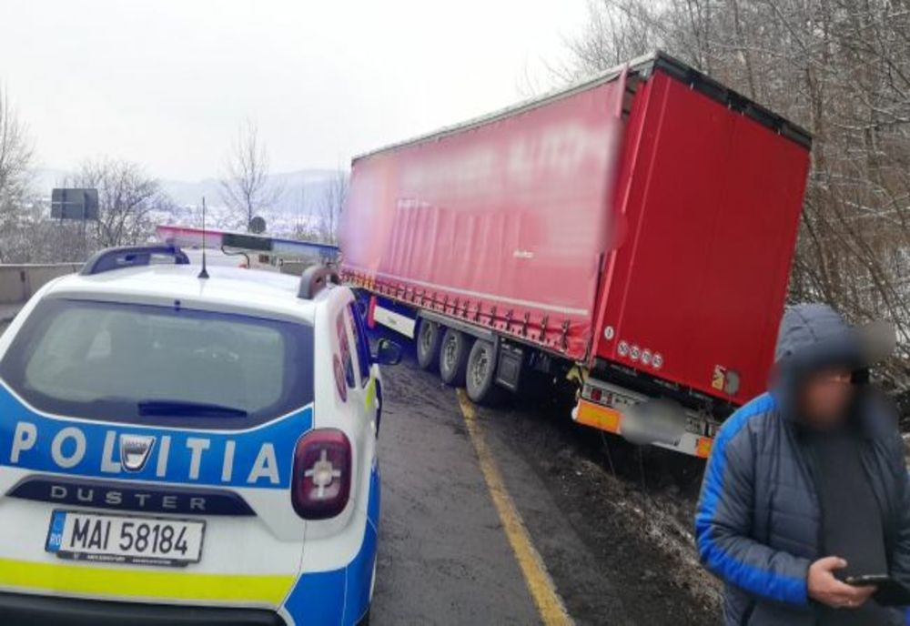 Trafic blocat între Vâlcea și Sibiu, din cauza unui accident rutier