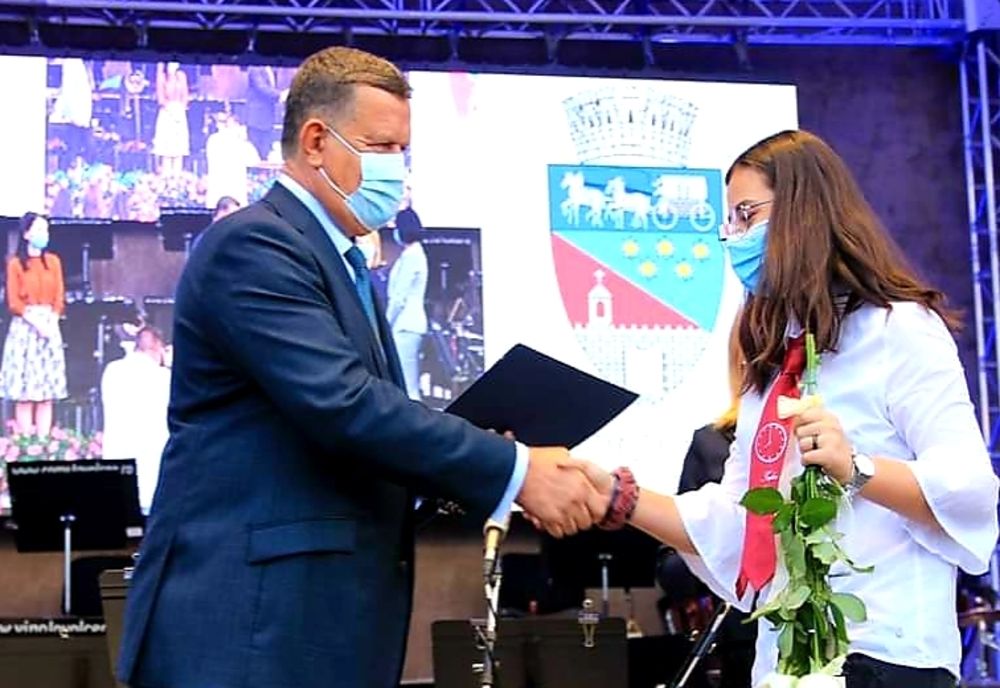 Răsplațiți în Ziua Imnului Național