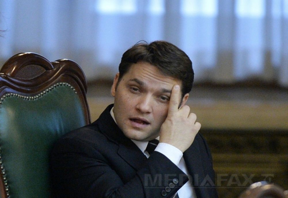 Dan Șova a fost condamnat de Curtea de Apel Bucureşti la patru închisoare cu executare pentru trafic de influenţă în dosarul „CET Govora”
