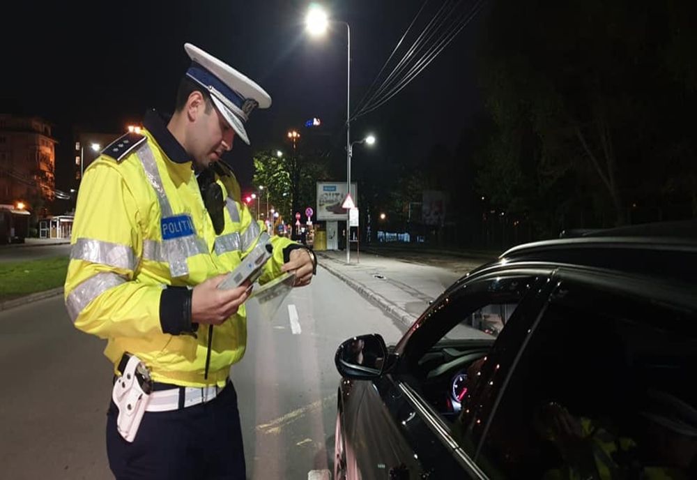 A fost surprins circulând cu 221 km/h pe A1