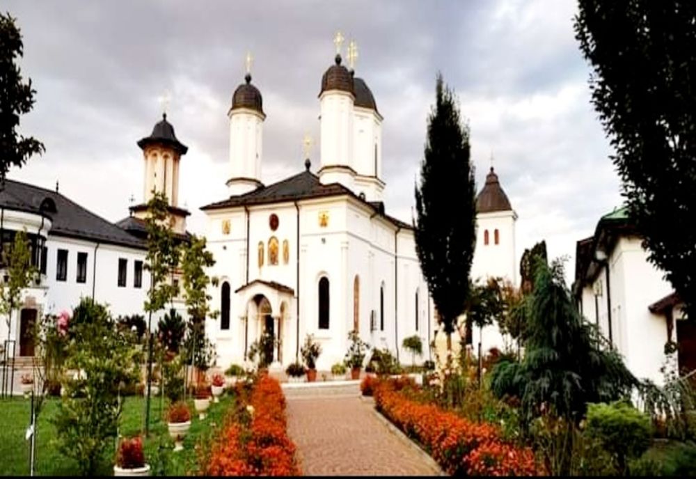 Hramul Catedralei Arhiepiscopale din Râmnicu-Vâlcea