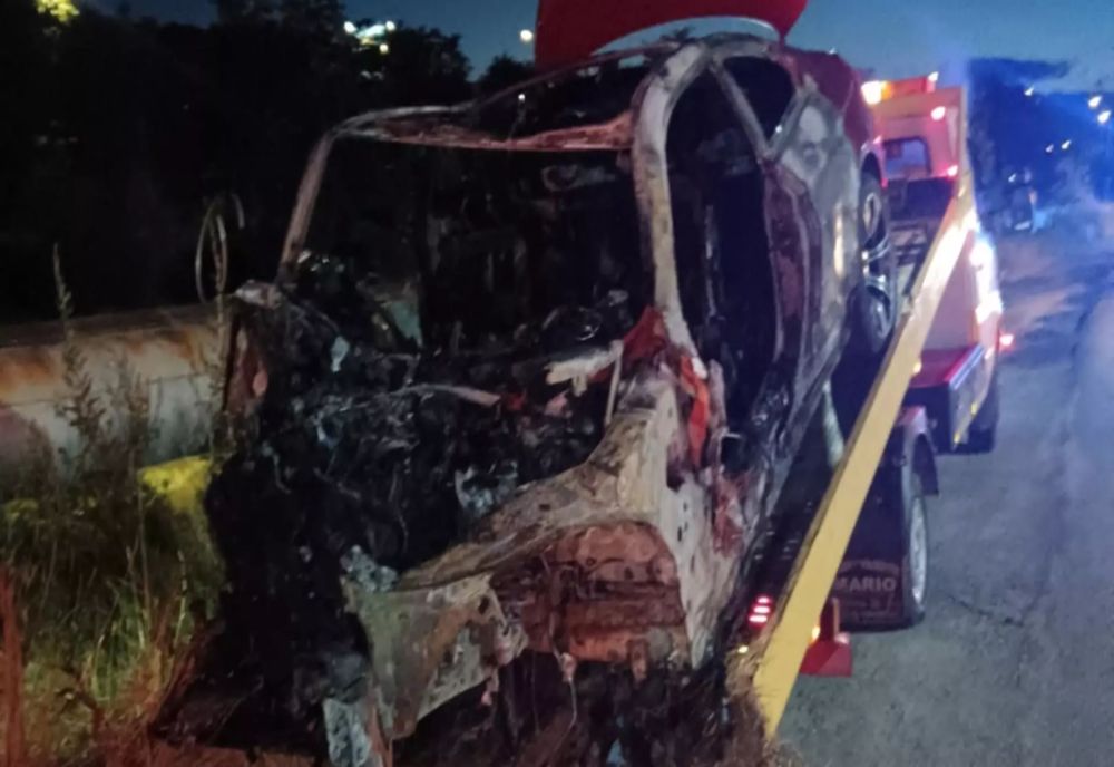 ACCIDENT CUMPLIT ÎN RÂMNICU VÂLCEA. DOI TINERI AU MURIT CARBONIZAȚI 