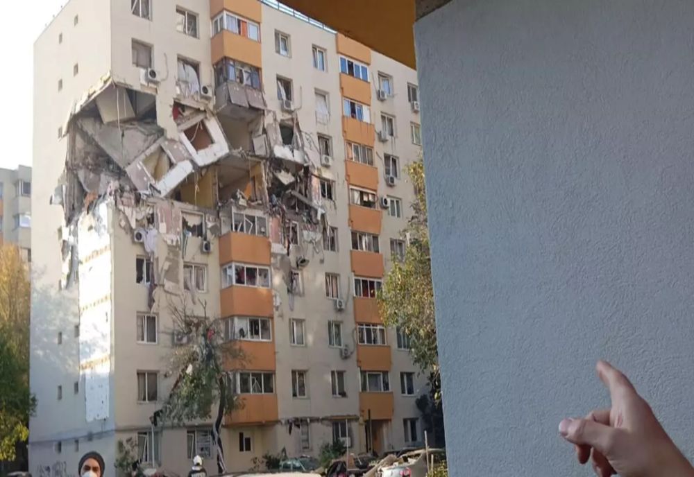 UN LOCATAR CARE ȘI-A PIERDUT CASA ÎN EXPLOZIA DIN RAHOVA SPUNE CĂ NU-ȘI PERMITE SĂ TRAIASCĂ CU CHIRIE LA STAT