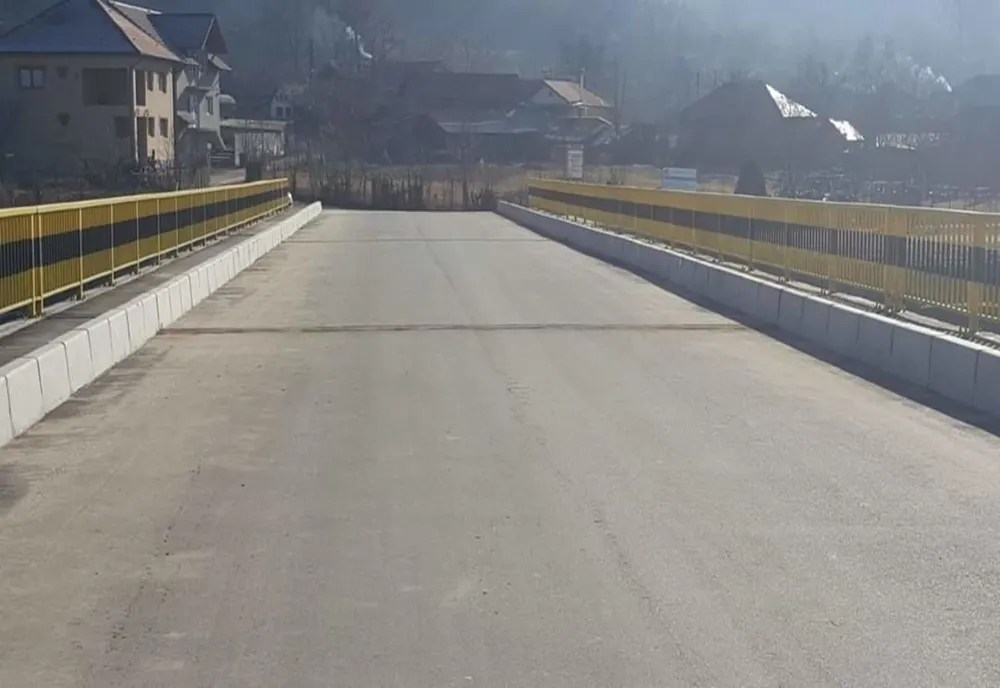 Un pod nou în comuna Sălătrucel