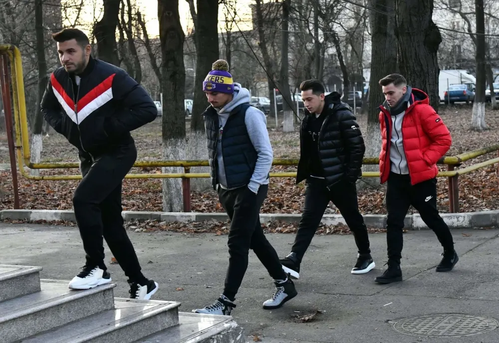 ‘Roș-albaștrii’ s-au despărțit oficial de Bozhidar Chorbadzhiyski, Juvhel Tsoumou și Ioan Hora