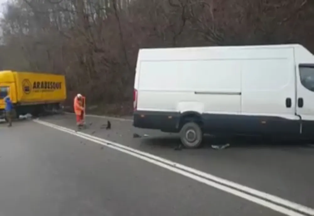 Două incidente rutiere pe Valea Oltului. Circulație îngreunată