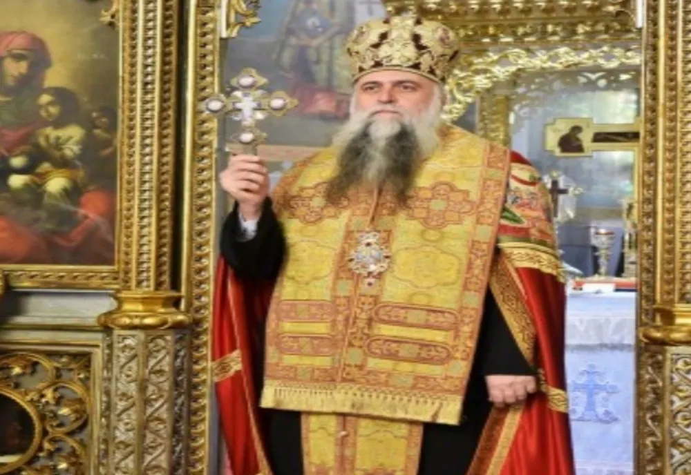 ÎPS Varsanufie: Crucea Domnului devine pentru creștin putere de a restabili comuniunea pierdută