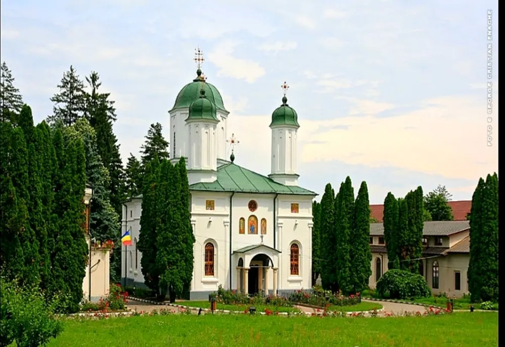 Sprijin din partea Arhiepiscopiei Râmnicului pentru persoanele vulnerabile
