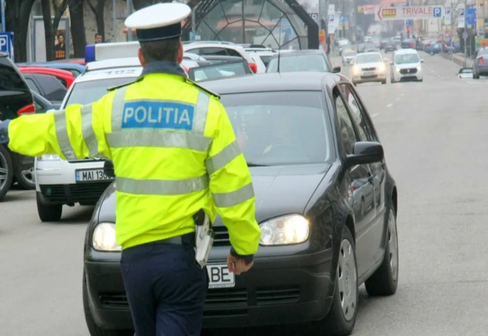 Cu 110 km/h pe un sector de drum cu limită de 50 km/h