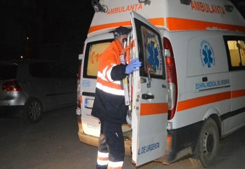 Atenție! Mergeți în locuri amenajate pentru înot! Un bărbat a fost salvat în ultima clipă