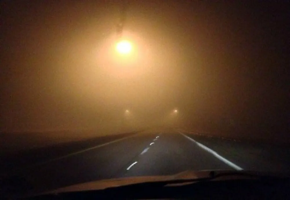 Ceaţă în această seară. Vizibilitatea este redusă în trafic în mai multe județe