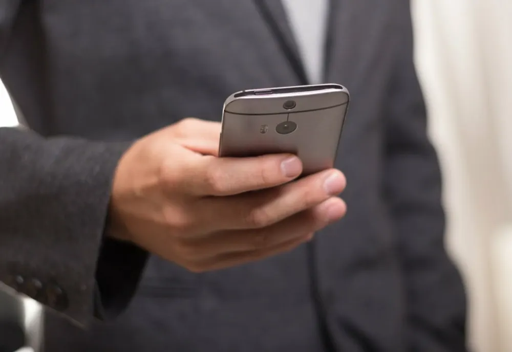 Escrocii online au o nouă metodă prin care păcălesc populația. Analizați cu atenție mesajele primite
