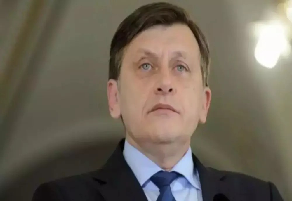 CRIN ANTONESCU SPUNE CĂ, ÎN CALITATE DE PREȘEDINTE, ÎȘI DOREȘTE CA PRIMA DEPLASARE EXTERNĂ SĂ FIE ÎN SUA: „RELAȚIA CU SUA TREBUIE RESETATĂ”