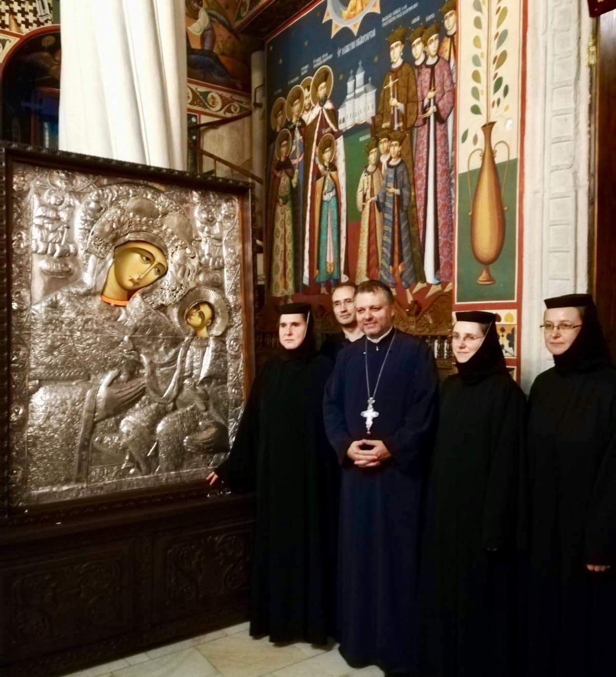 277D531A-70E8-4D29-A6D4-4D9A2F33787A