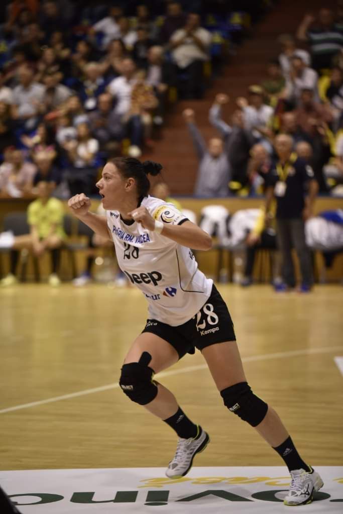 A6770CB3-0E1B-4D27-8308-B70742529D75