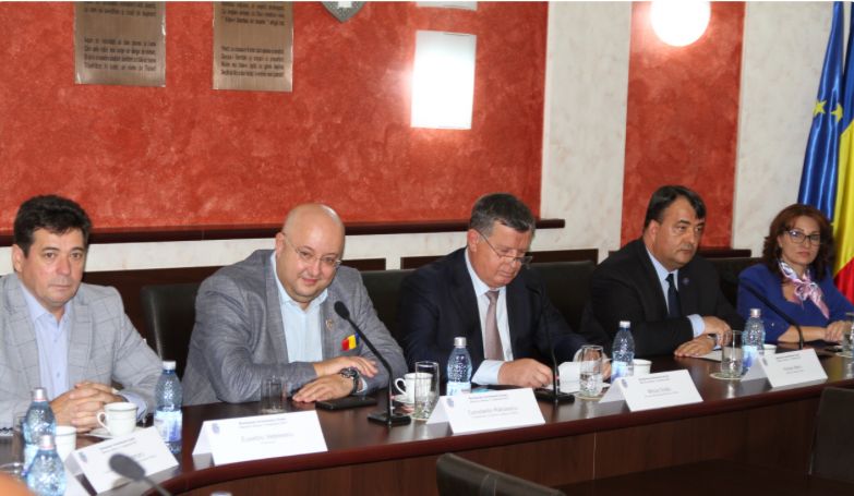 644A2FC5-F4A3-4A6C-9DBC-04B66ADF2923