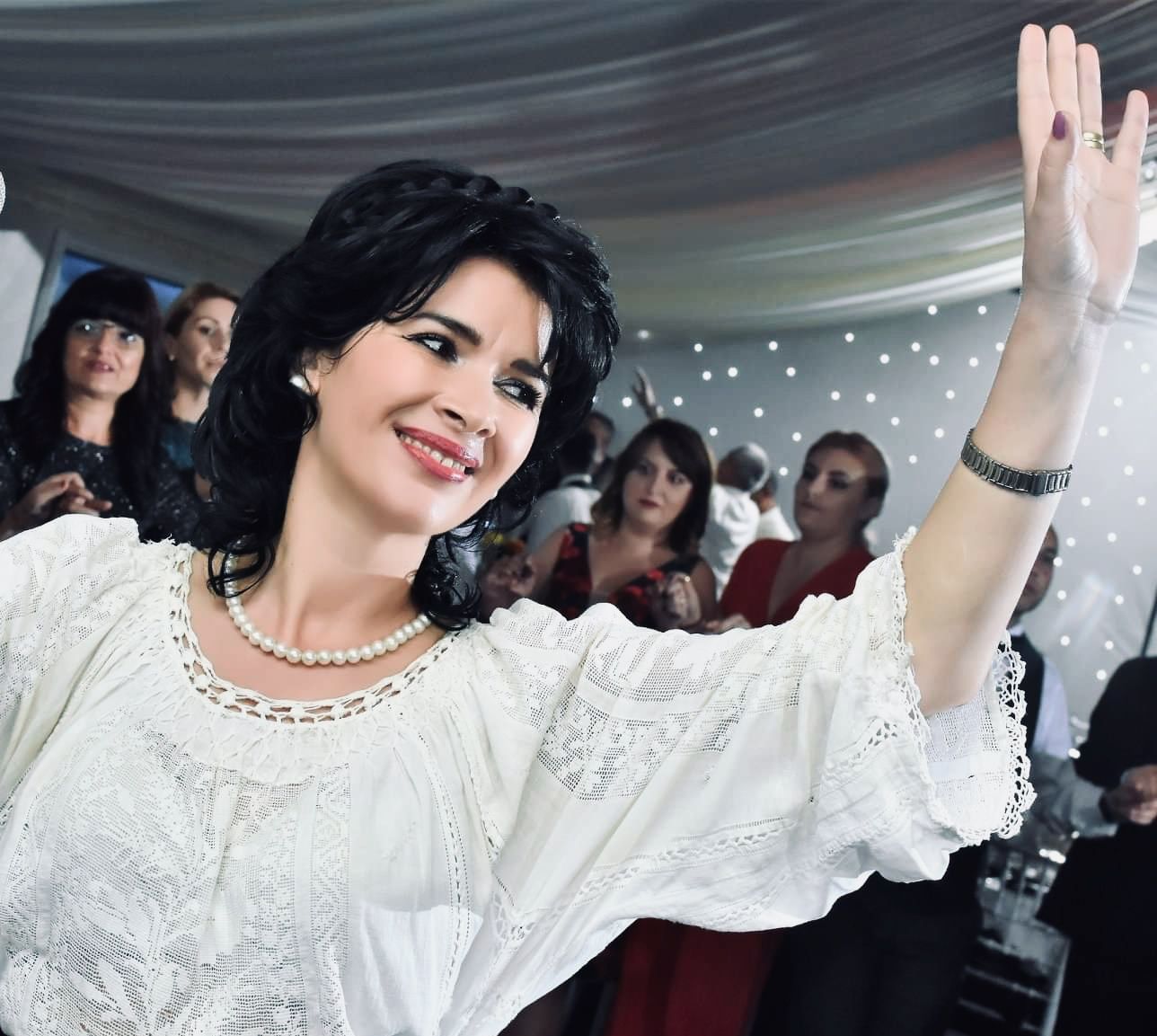 C28D53BF-764A-407B-89C4-BF86F4A1419F