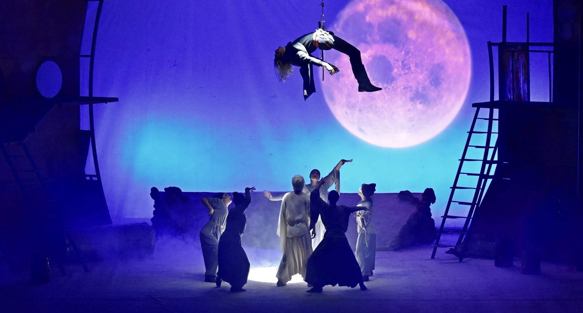 2D569F37-3F64-48C4-AAB6-43F533F3E5CB