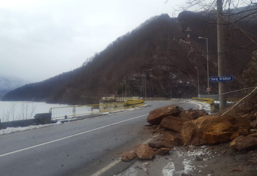 3CB4753A-95EE-4F48-BE16-088E2F9B51EA