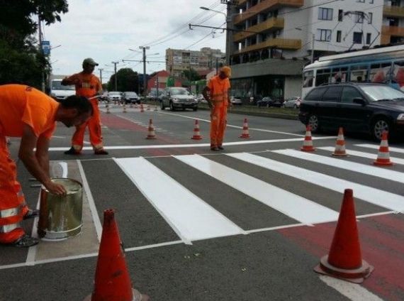 37268F60-5F43-4CFD-AB74-879AA70D8373