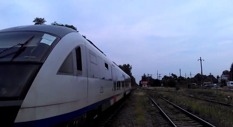 8D819B25-7939-4510-9042-B73DF9CFD60E