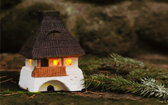 D5A24280-827D-417A-85FF-92875ABE3745