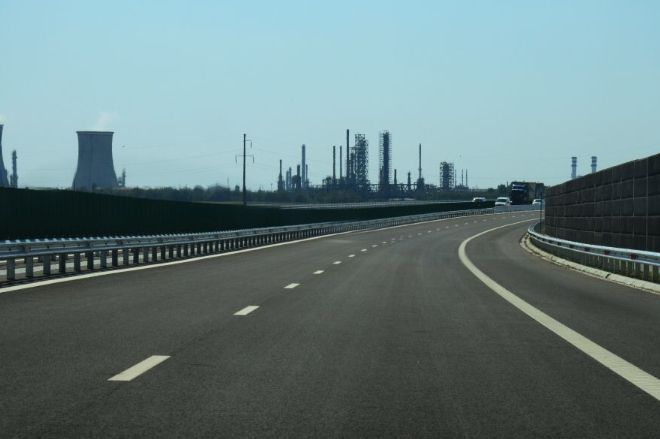 09B5A6AA-96A9-40A1-84A9-2FD39499CFF1