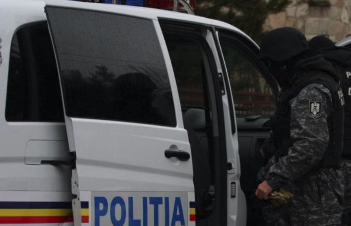 631E24D3-97A3-4F04-A5F8-06C577C25BE0