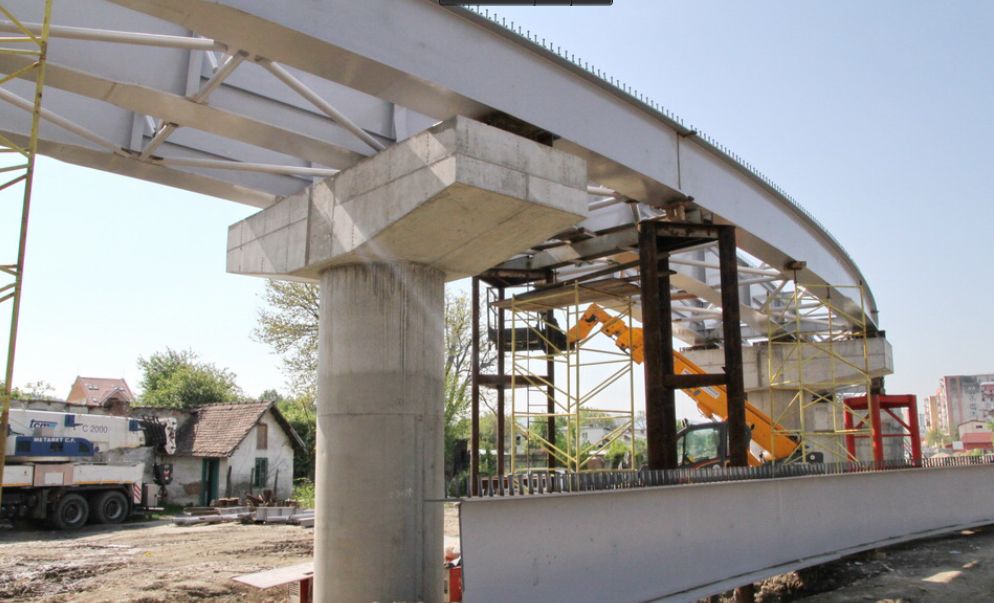 BD4DEDE6-BE9D-467A-93F5-B500C9218962