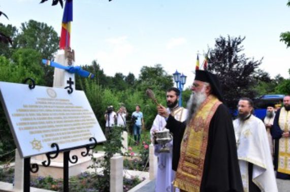 018F43ED-AE5E-43A7-8BCC-78260D0F3ADE