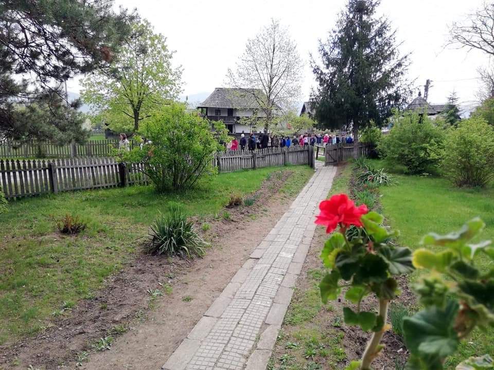 9F4EADF4-8355-4954-B31B-7554DB2E480C