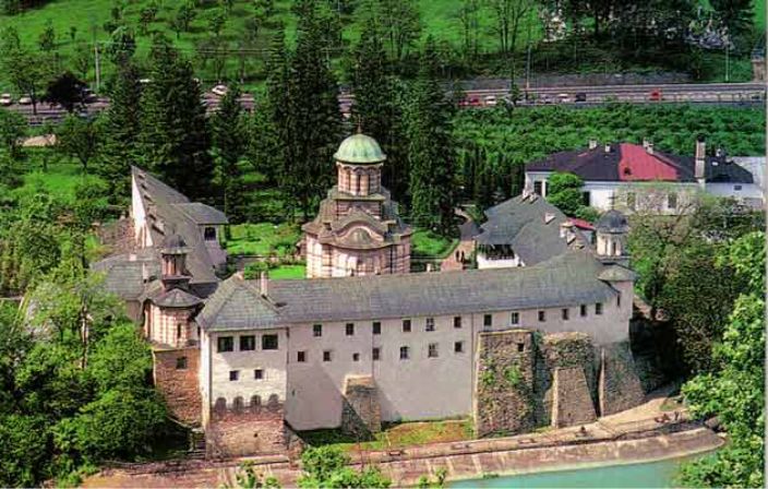 EC35631F-DFB3-46D4-9F48-D361BAE15869