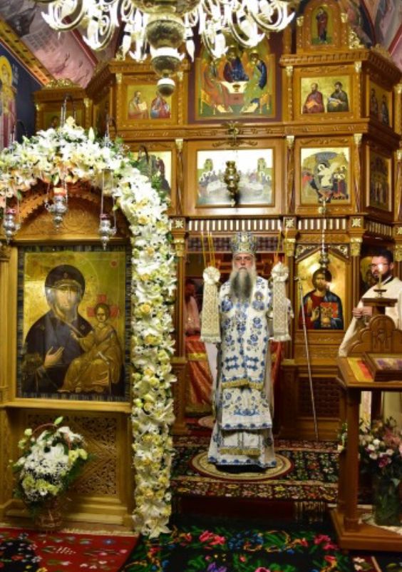 C7F84339-683D-4F6B-BE52-5FD6DF75F68A