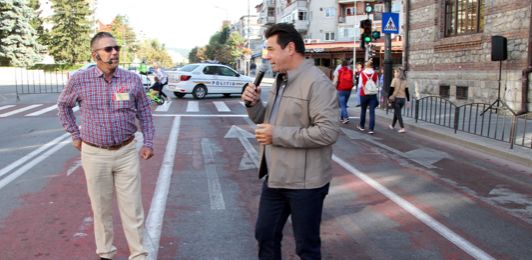 0A5AE36F-F950-4336-B689-C62391149F6B