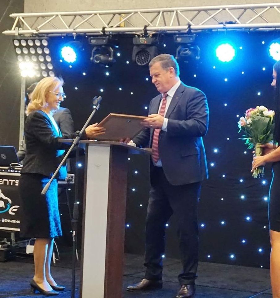 C89A4AE9-100F-4116-A673-8CE0DA7018A9