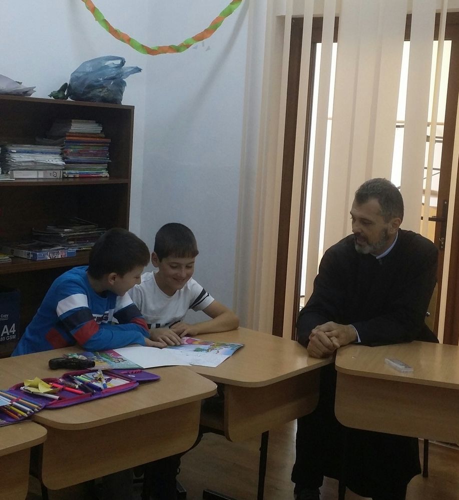 Centru pentru copii defavorizați în Vlădești