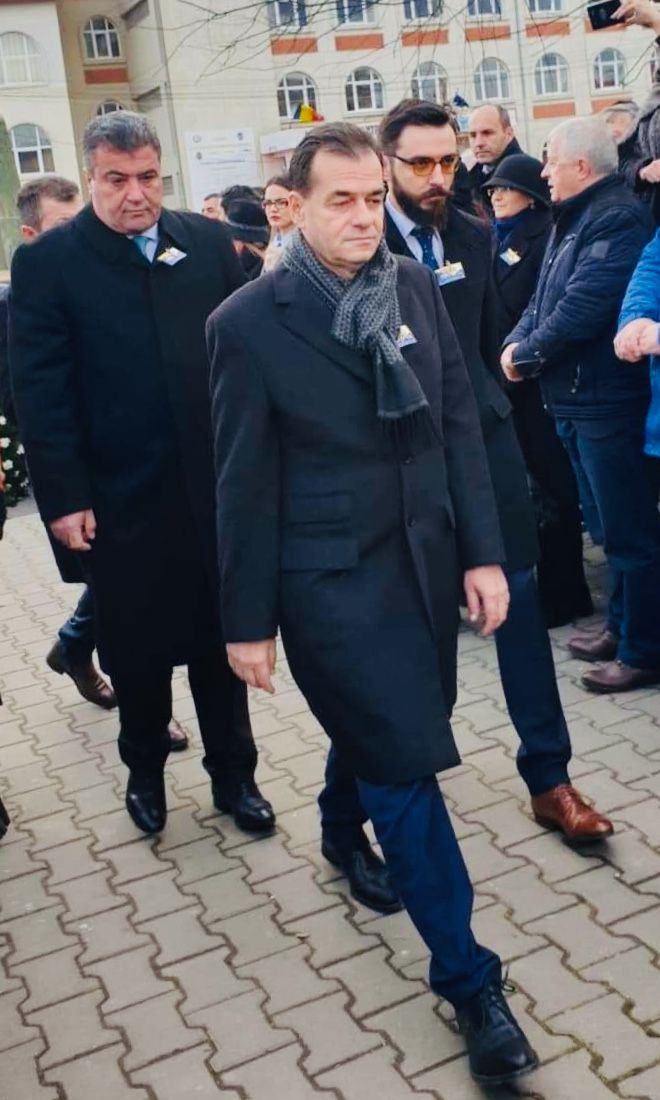 08BF7104-3A9F-46D3-9AB9-52463E311732