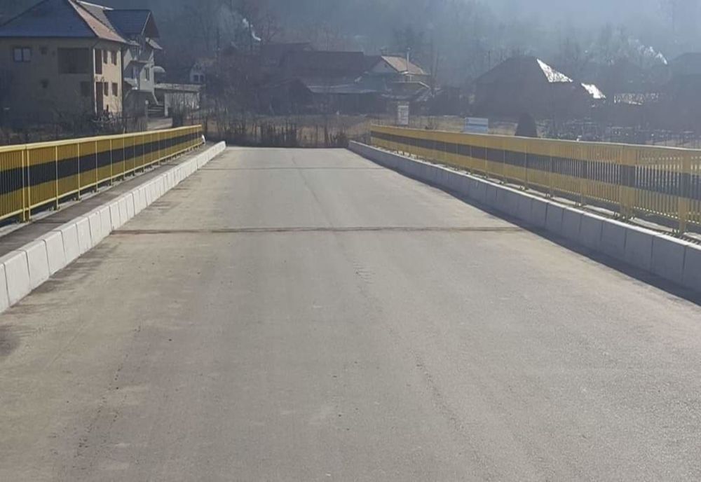 Un pod nou în comuna Sălătrucel