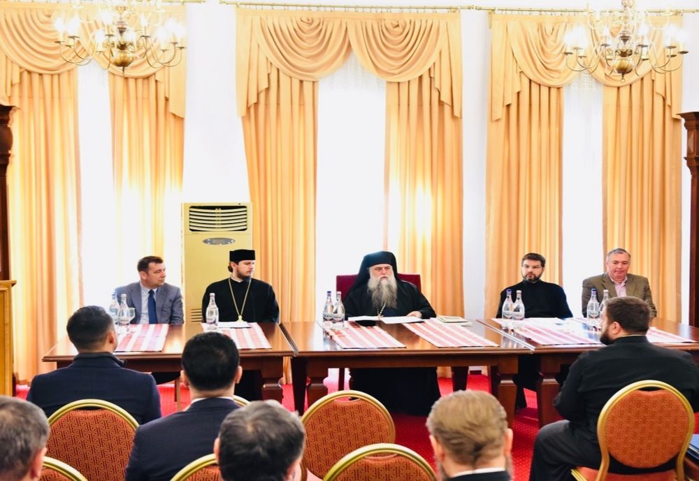 Programele sociale și educative ale Arhiepiscopiei Râmnicului vor continua și în 2020