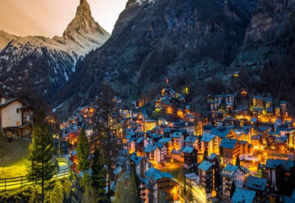 Circulație în condiții de aglomerație pe DN 1 Ploiești - Brașov, în această după- amiază