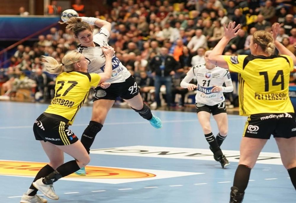 SCM Râmnicu Vâlcea câștigă în fața Savehof