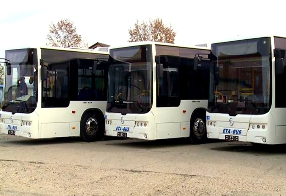 Compania de transport public din Râmnicu Vâlcea îşi restrânge activitatea 