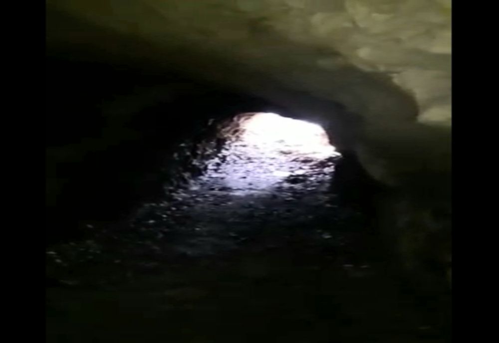 Persoane dispărute găsite într- o peșteră, la Vâlcea