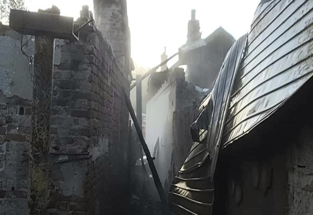 Incendiu noaptea trecută în localitatea Tomșani, județul Vâlcea