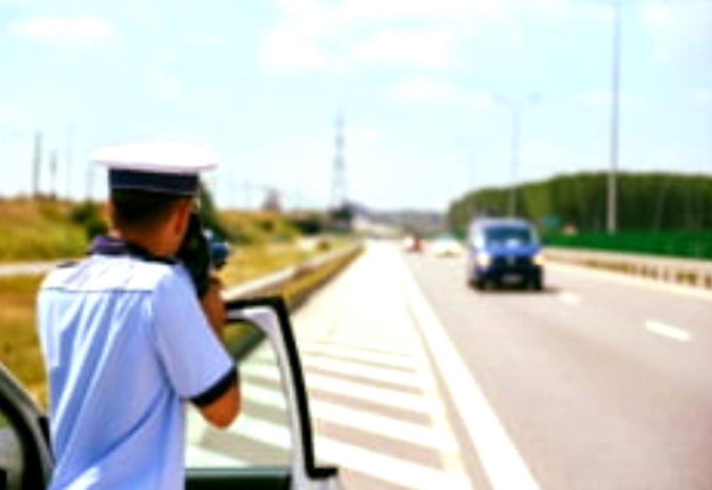 Conducătorii auto, sfătuiți să circule prudent. Au loc lucrări pe DN 7, Vâlcea