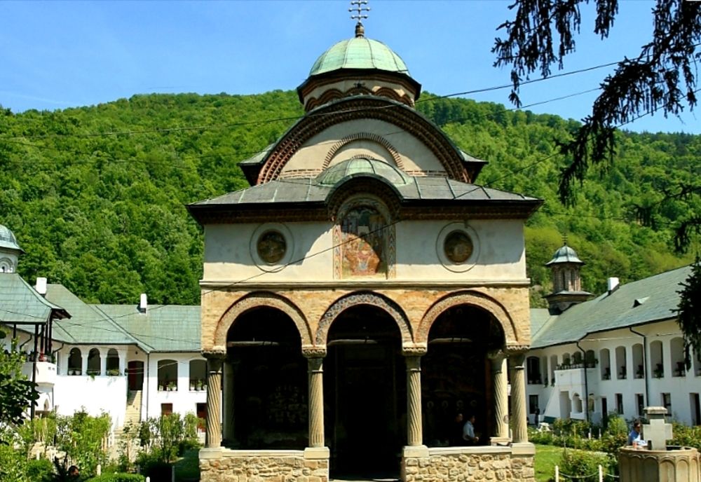 Mănăstirea Cozia, Vâlcea, a fost închisă. Un călugăr a fost diagnosticat cu COVID-19