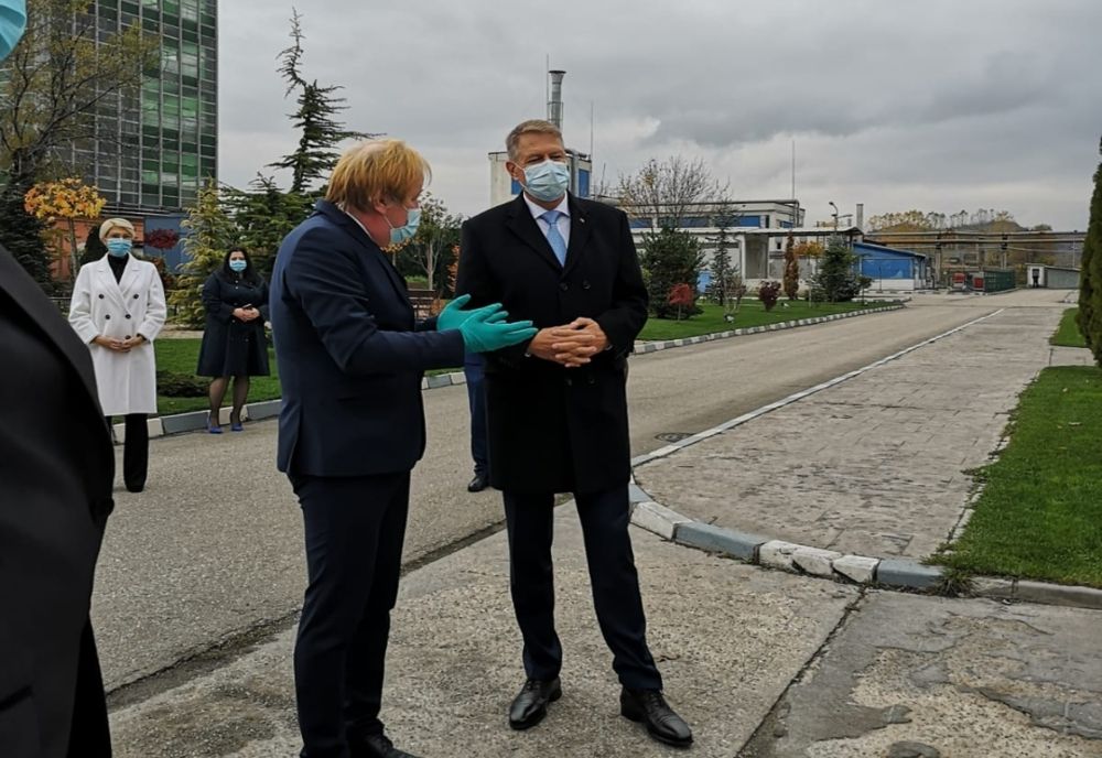 Klaus Iohannis: Cercetătorii vâlceni, deschizători de drumuri pentru România